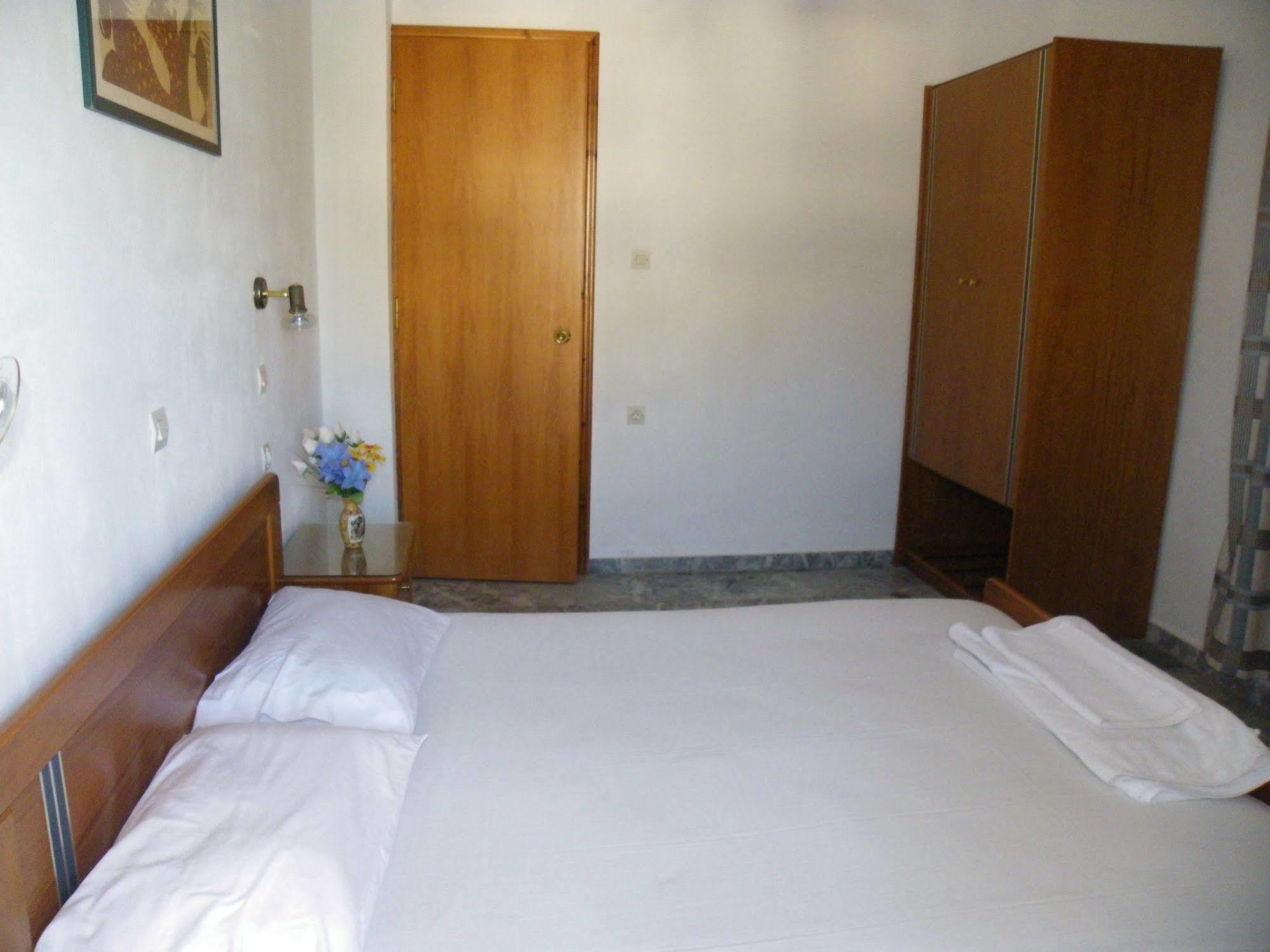 Filoxenia Apartments 2 Palaiochora Zewnętrze zdjęcie